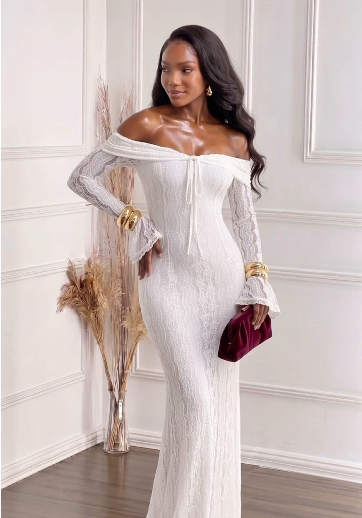 Robe Maxi blanche en dentelle florale, épaules dénudées @FitswithZari
