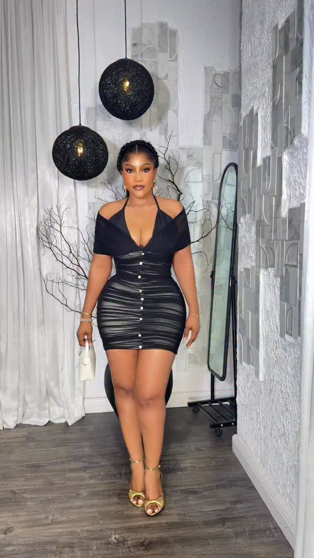 Robe Élégante Noire par Créateur Tendance