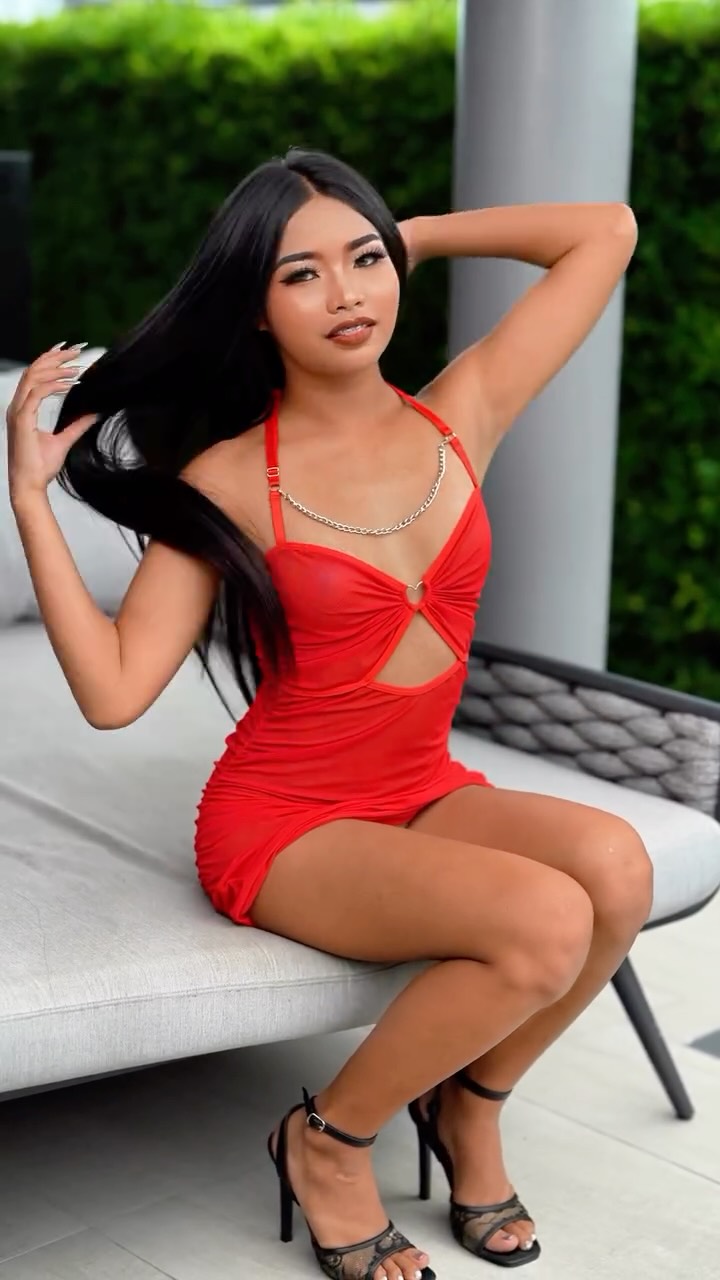Élégante robe rouge par Créateur Exclusif