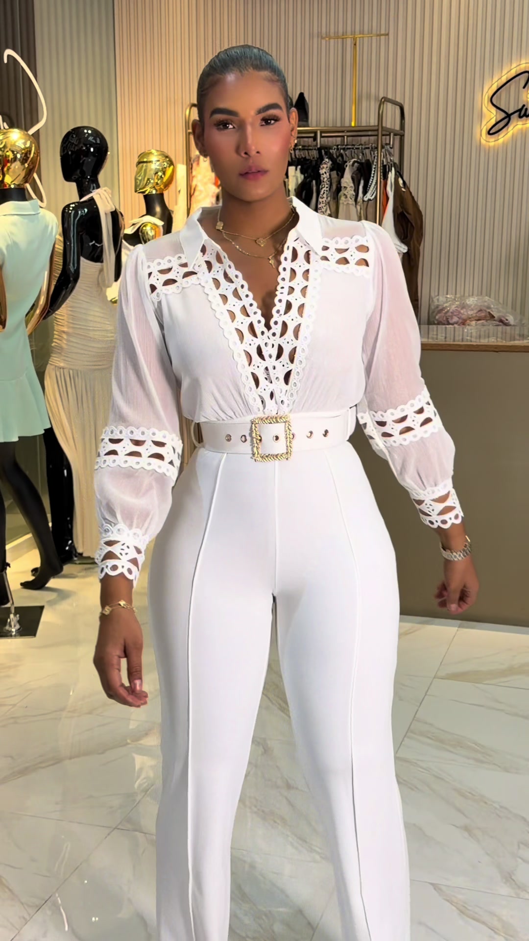 Élégante combinaison en blanc ajourée chic @Sweetieboutiquerd