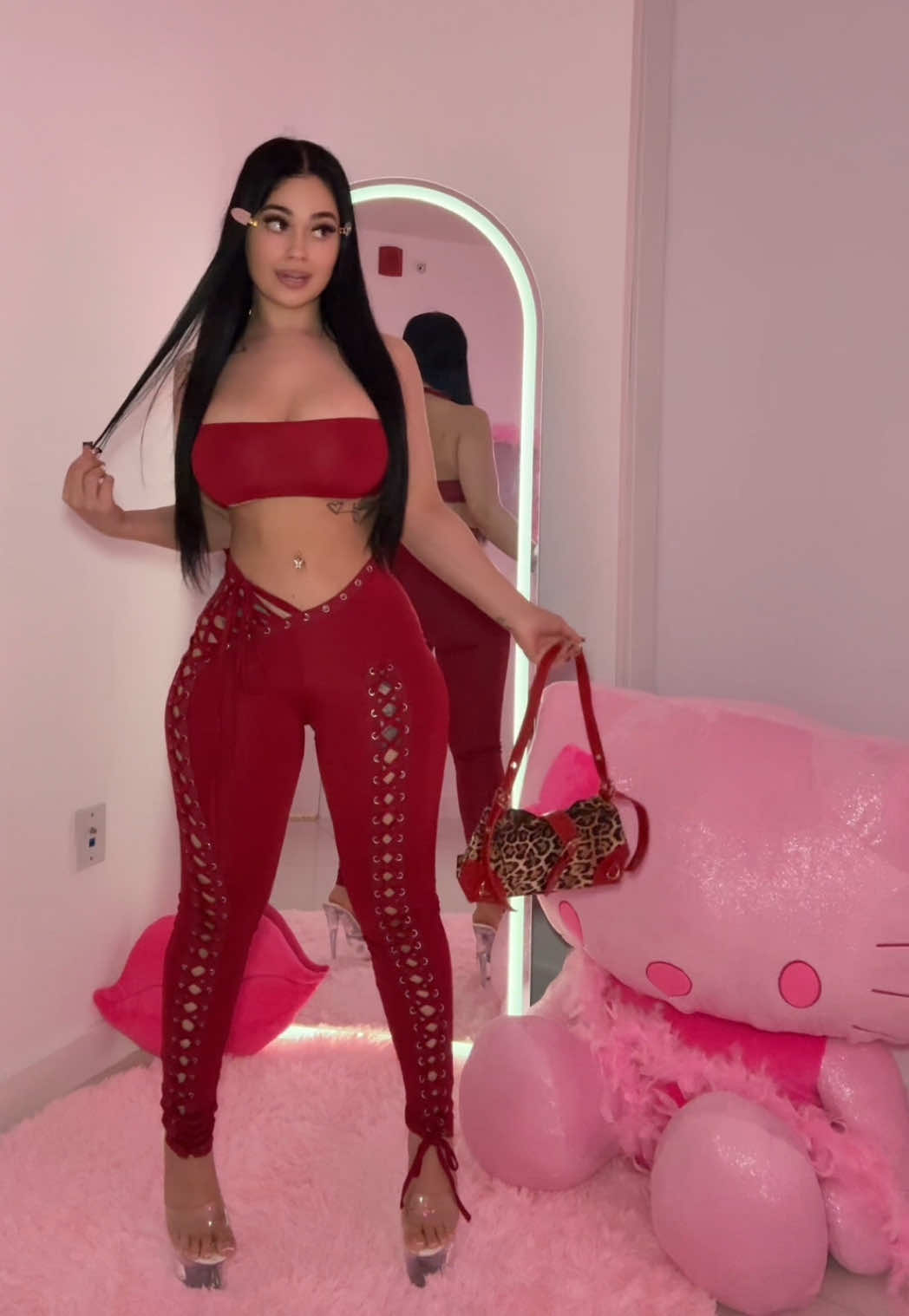 Chic Ensemble Rouge @TiffyDoll
