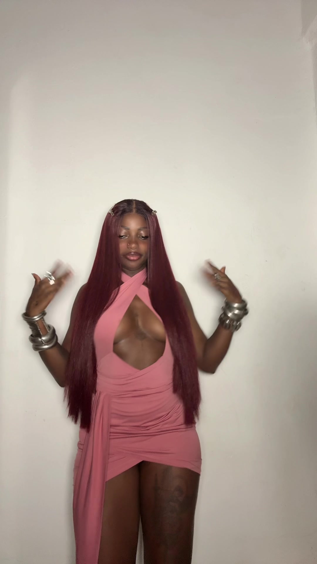 Robe rose moulante dos nu avec découpe @Happpinex_ex😩❤️✈️